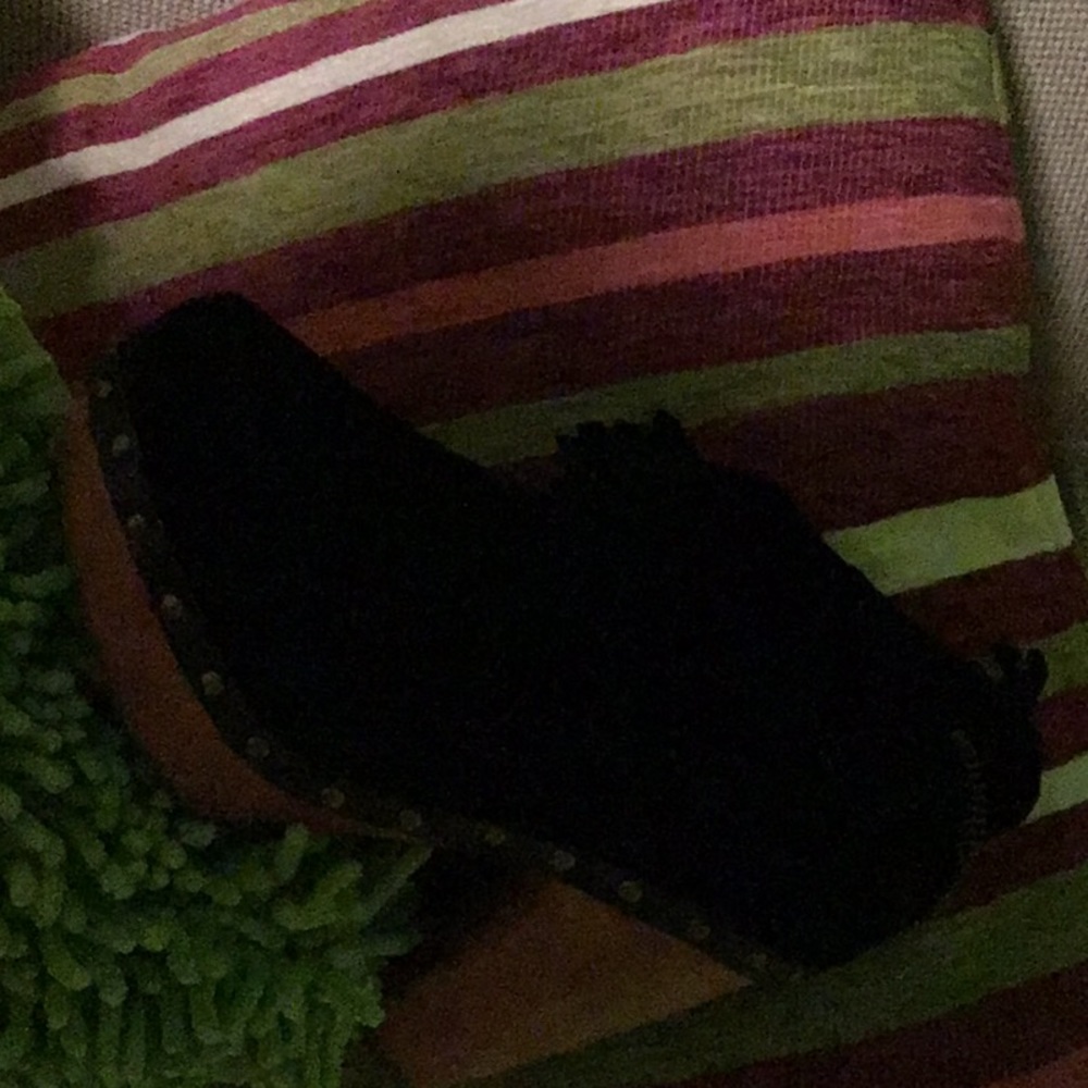 Booties - Picture 4 of 5